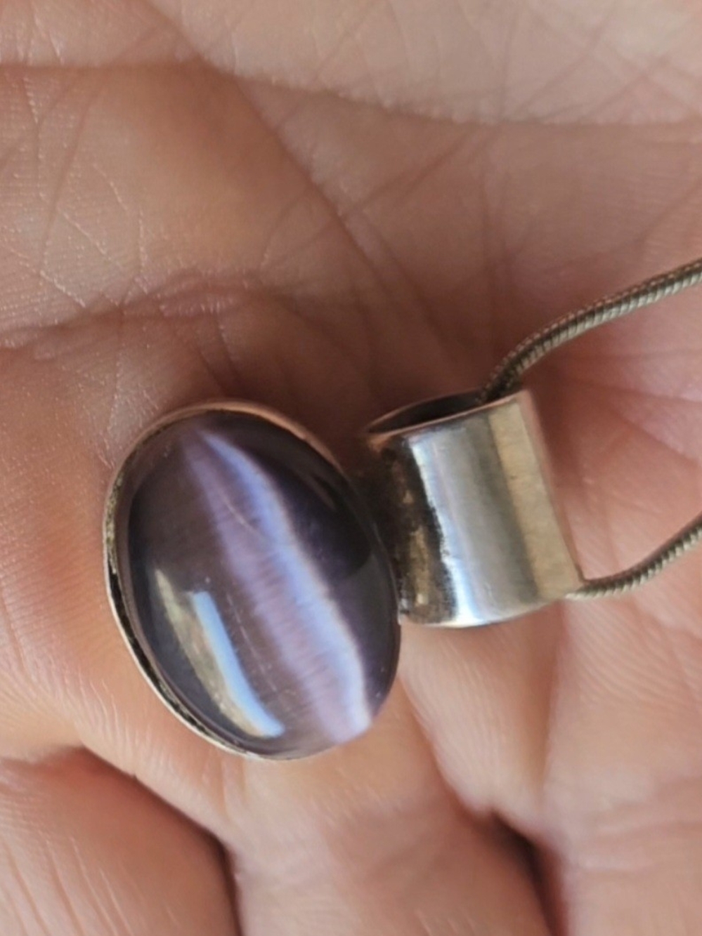 Vintage Taxco Mexico Sterling Silver Purple Cat's Eye Slide Pendant & 24" Chain.